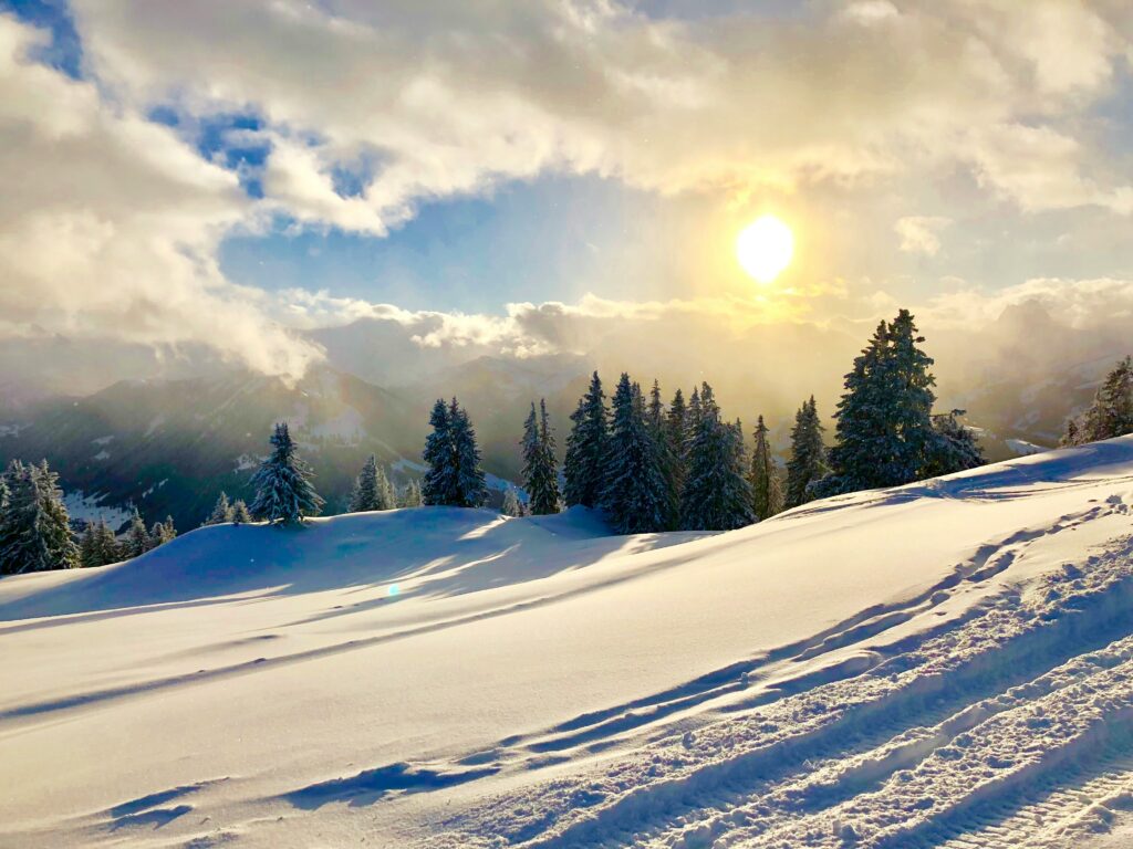 Sunrise in Gestaad